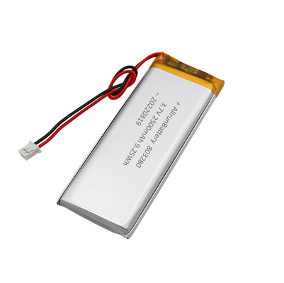 Batterie LiPo rechargeable de 3,7 V 2500mAh de batterie en forme de rectangle faite sur commande